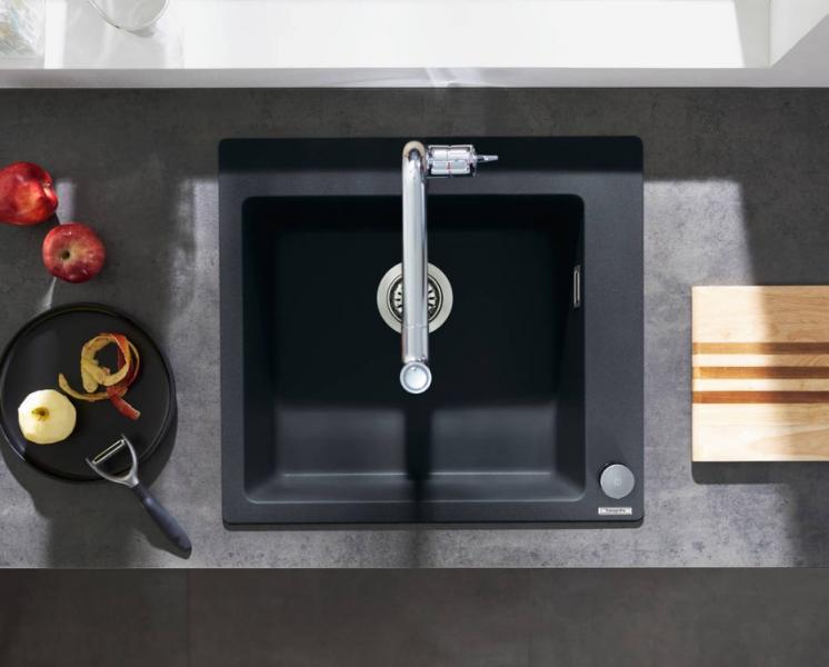 hansgrohe S51-F450 k&oslash;kkenvask i komposit m/Talis M54 k&oslash;kkenvandhane i mat sort