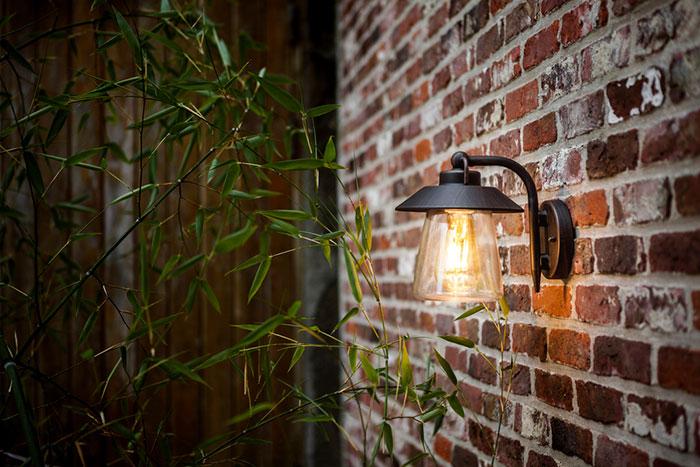 Lutec Tradition Cate udend&oslash;rslampe til v&aelig;g - Mat rust