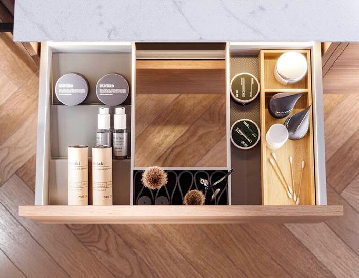 Dansani Luna 121 m&oslash;bels&aelig;t m/Kantate vask, h&oslash;j skuffe og indretning - Brun eg