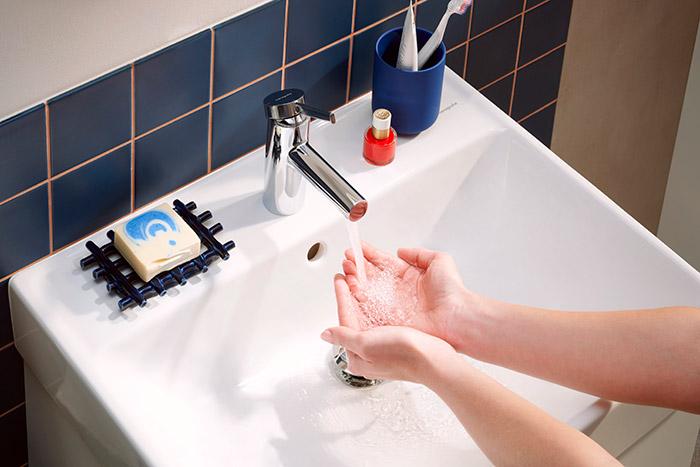 hansgrohe Zesis S h&aring;ndvaskarmatur 70 CoolStart m/l&oslash;ft-op bundventil i metal - Krom